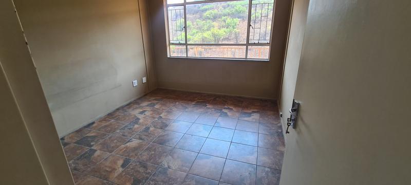 1 Bedroom Property for Sale in Wonderboom South Gauteng