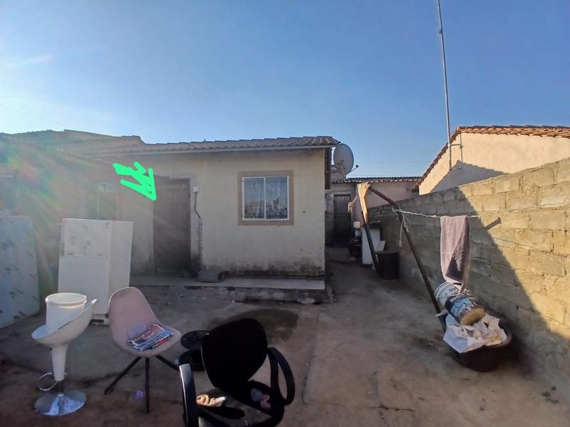 5 Bedroom Property for Sale in Olievenhoutbosch Gauteng