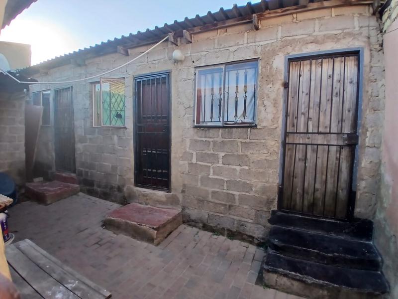 5 Bedroom Property for Sale in Olievenhoutbosch Gauteng