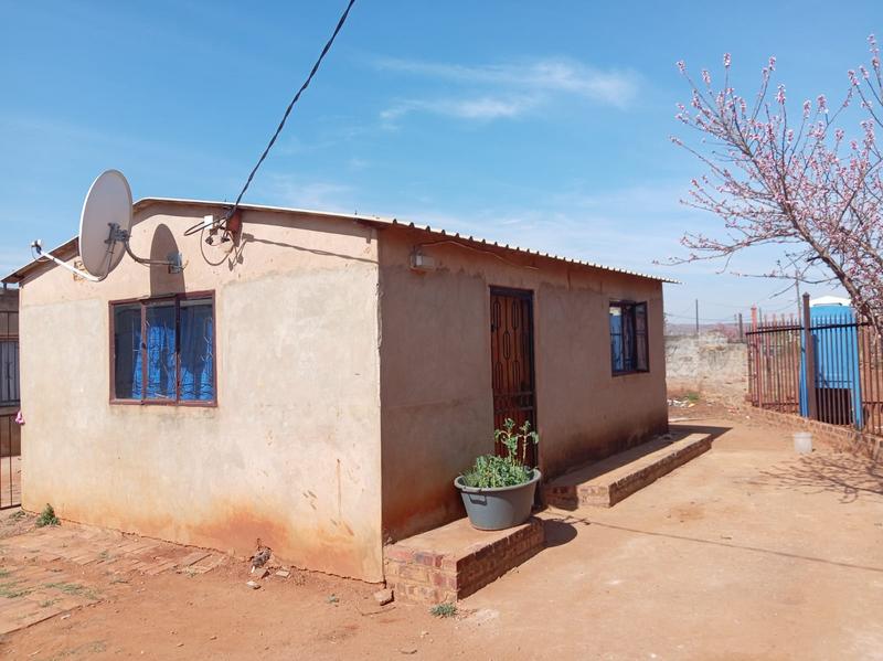 10 Bedroom Property for Sale in Lotus Gardens Gauteng