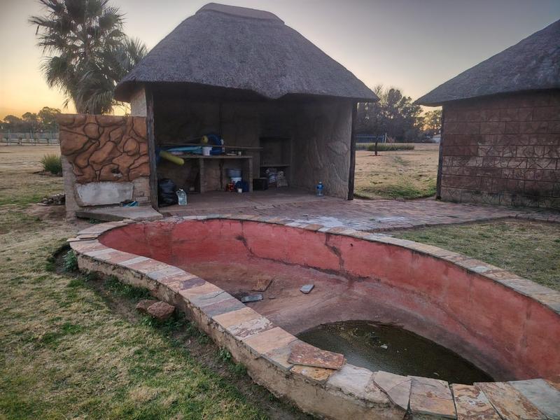 3 Bedroom Property for Sale in Theoville Gauteng