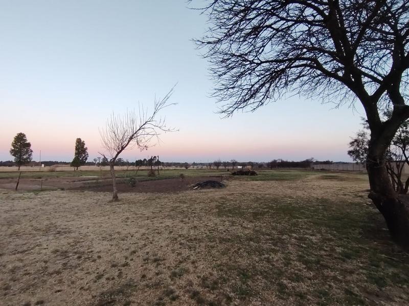3 Bedroom Property for Sale in Theoville Gauteng
