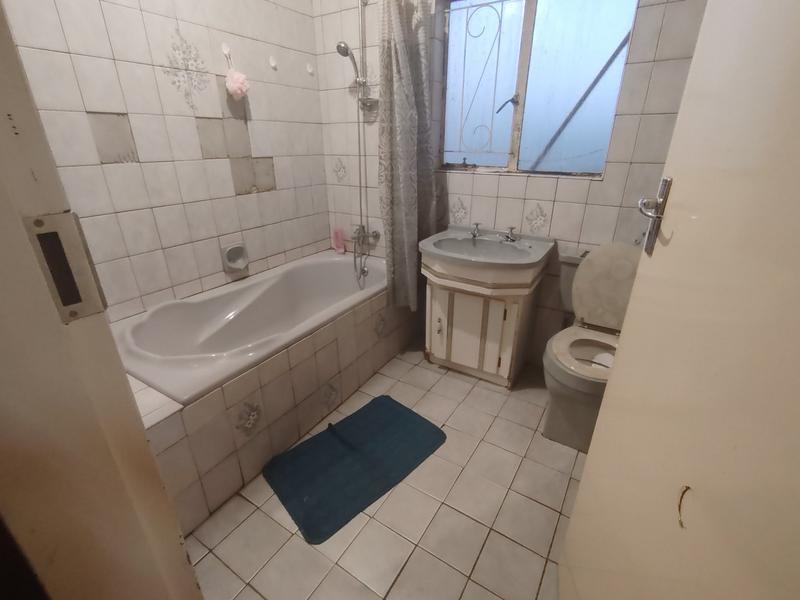3 Bedroom Property for Sale in Theoville Gauteng