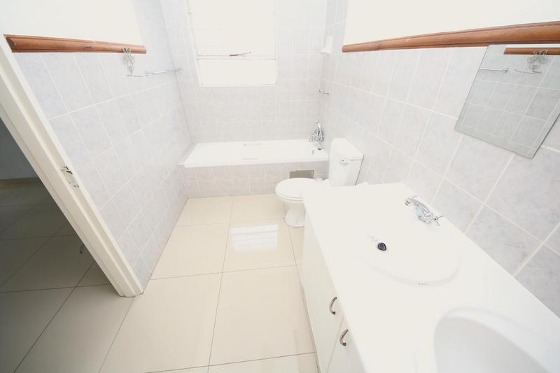To Let 2 Bedroom Property for Rent in Sunninghill Gauteng