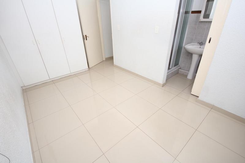 To Let 2 Bedroom Property for Rent in Sunninghill Gauteng