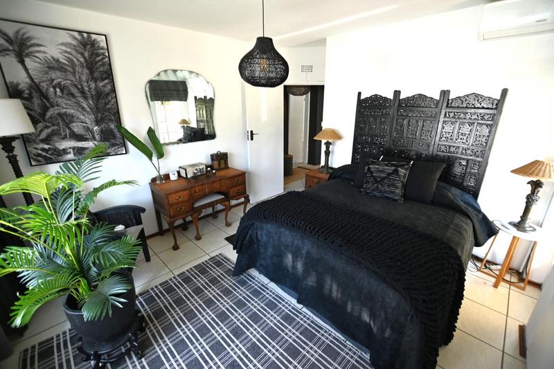 To Let 2 Bedroom Property for Rent in Bryanston Gauteng