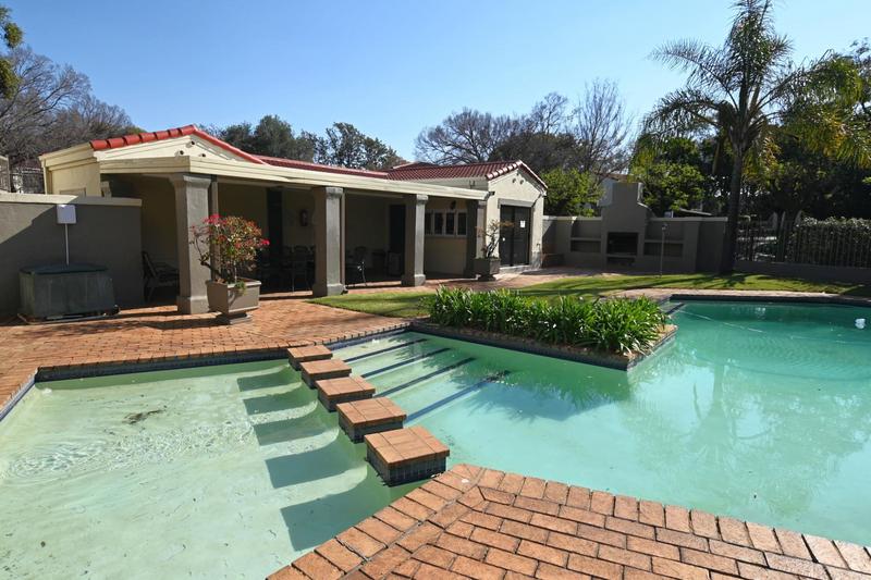 To Let 2 Bedroom Property for Rent in Bryanston Gauteng