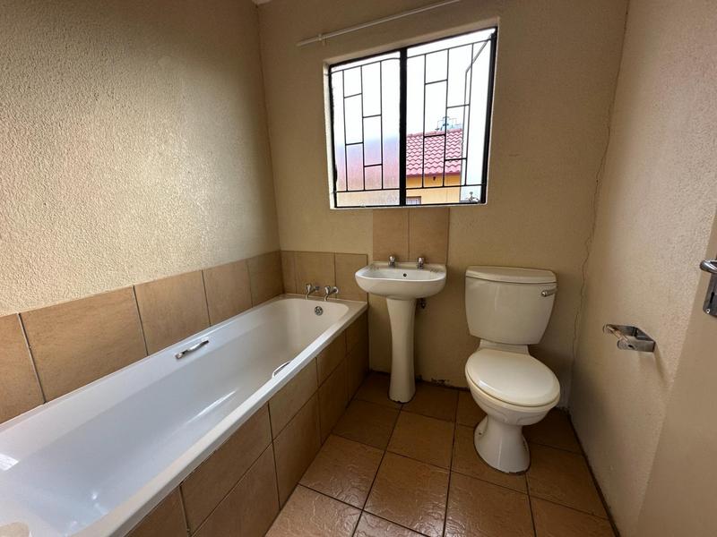 To Let 2 Bedroom Property for Rent in Soshanguve VV Gauteng