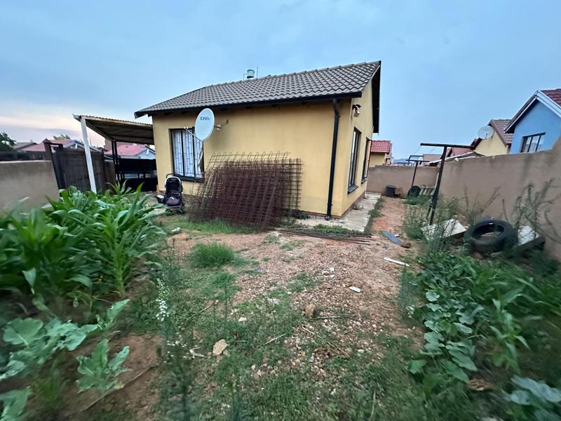 To Let 2 Bedroom Property for Rent in Soshanguve VV Gauteng