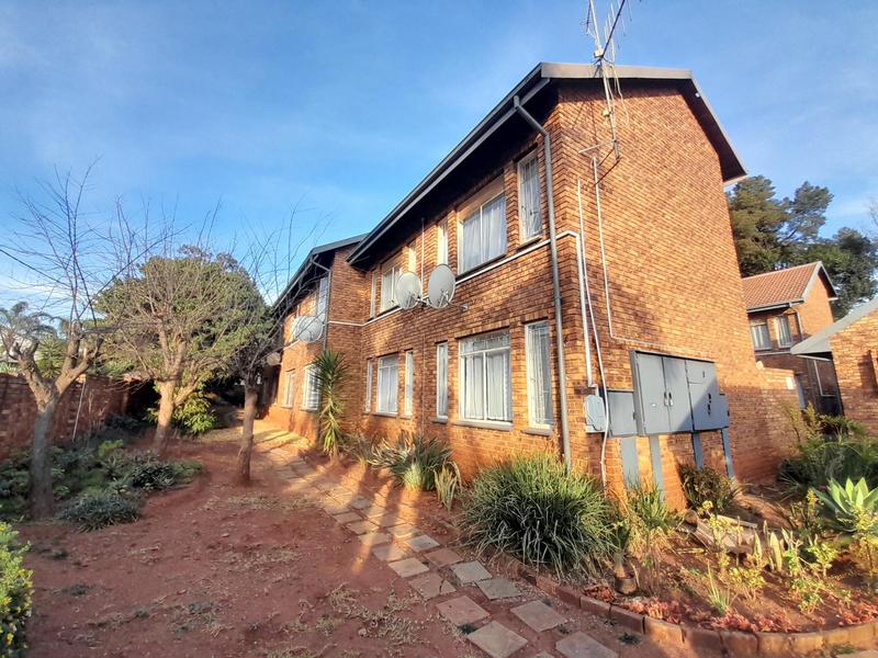 2 Bedroom Property for Sale in Clubview Gauteng
