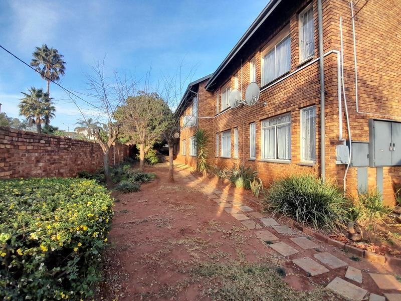2 Bedroom Property for Sale in Clubview Gauteng