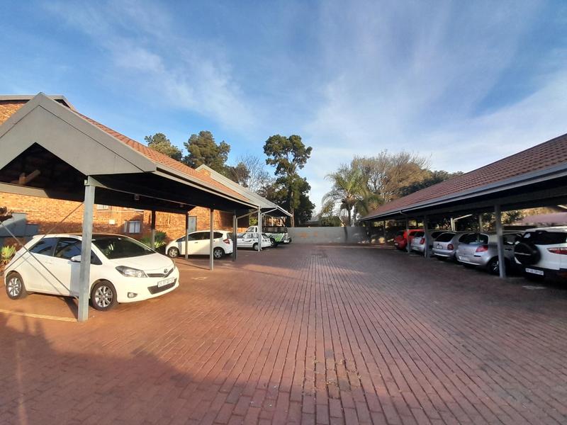 2 Bedroom Property for Sale in Clubview Gauteng