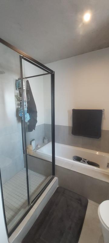 To Let 1 Bedroom Property for Rent in Melrose North Gauteng