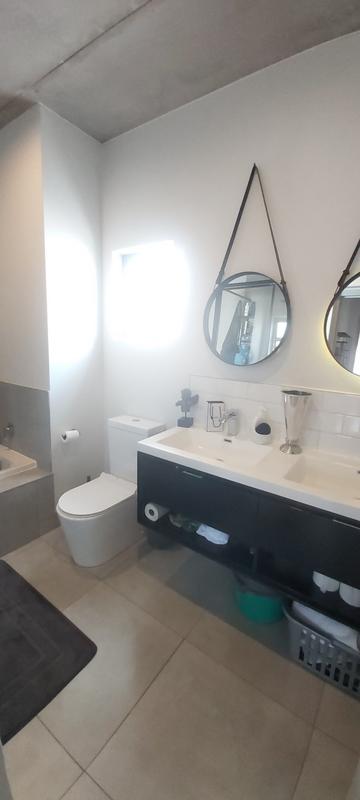 To Let 1 Bedroom Property for Rent in Melrose North Gauteng