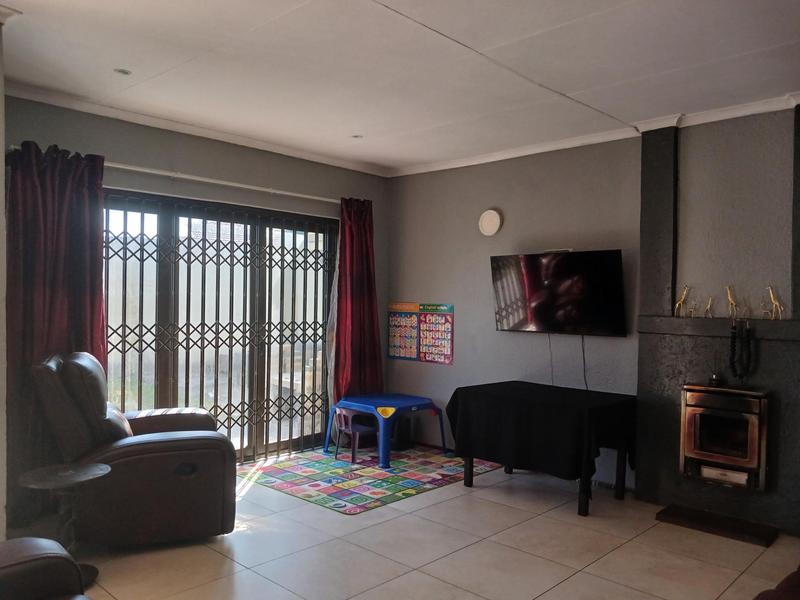 3 Bedroom Property for Sale in Birch Acres Gauteng