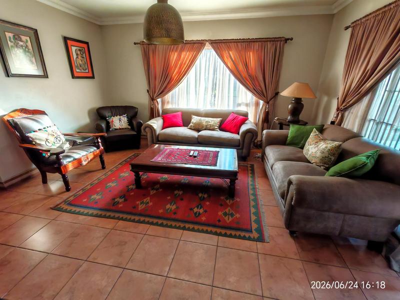 To Let 3 Bedroom Property for Rent in Eldoraigne Gauteng