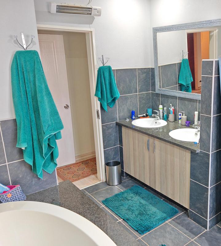 To Let 3 Bedroom Property for Rent in Eldoraigne Gauteng