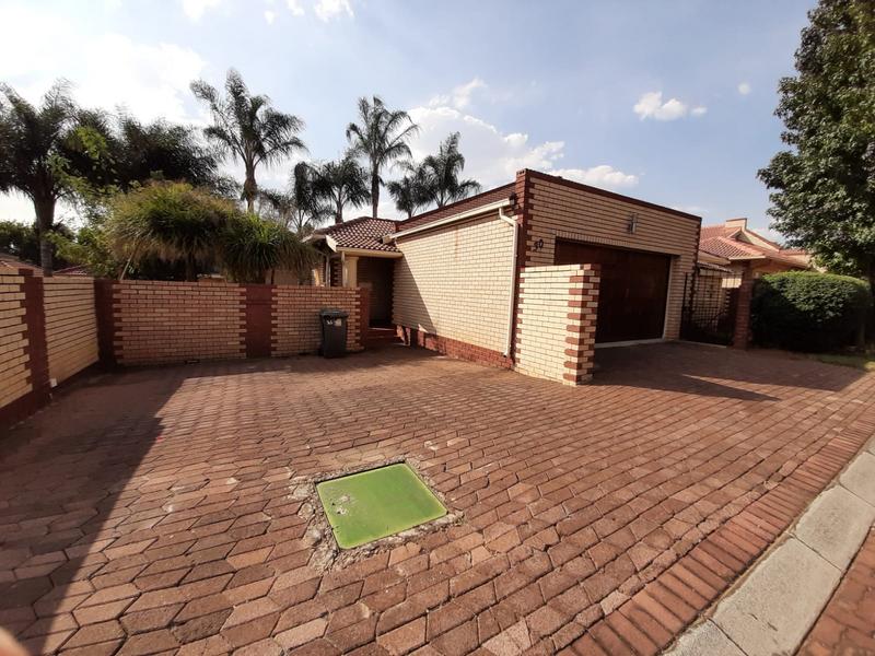 To Let 3 Bedroom Property for Rent in Eldoraigne Gauteng