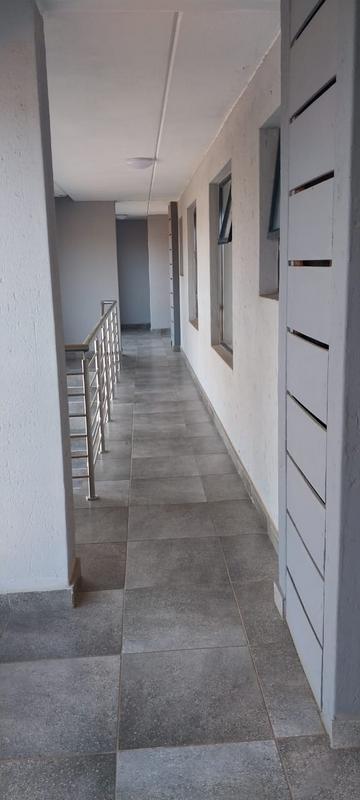 To Let 2 Bedroom Property for Rent in Pomona Gauteng