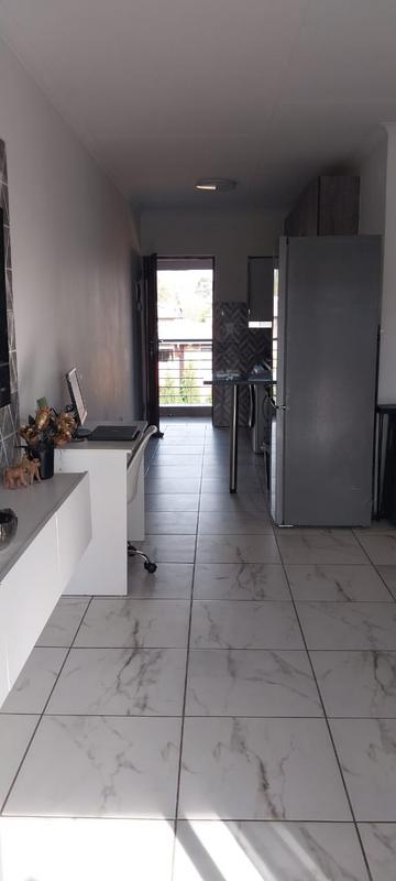 To Let 2 Bedroom Property for Rent in Pomona Gauteng