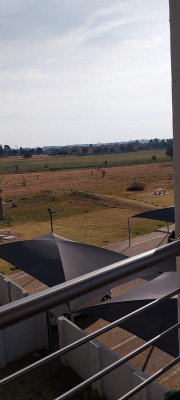 To Let 2 Bedroom Property for Rent in Pomona Gauteng