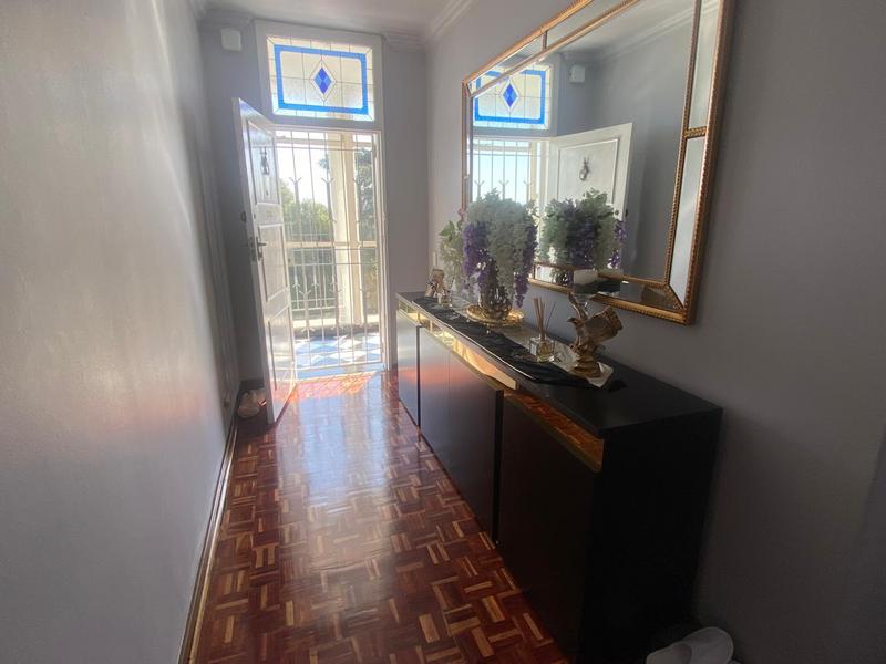 2 Bedroom Property for Sale in Dunkeld Gauteng