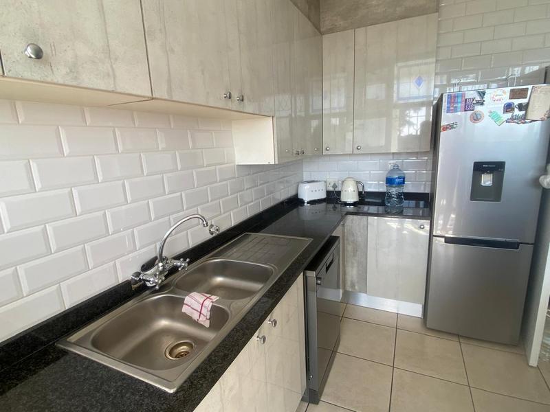 2 Bedroom Property for Sale in Dunkeld Gauteng