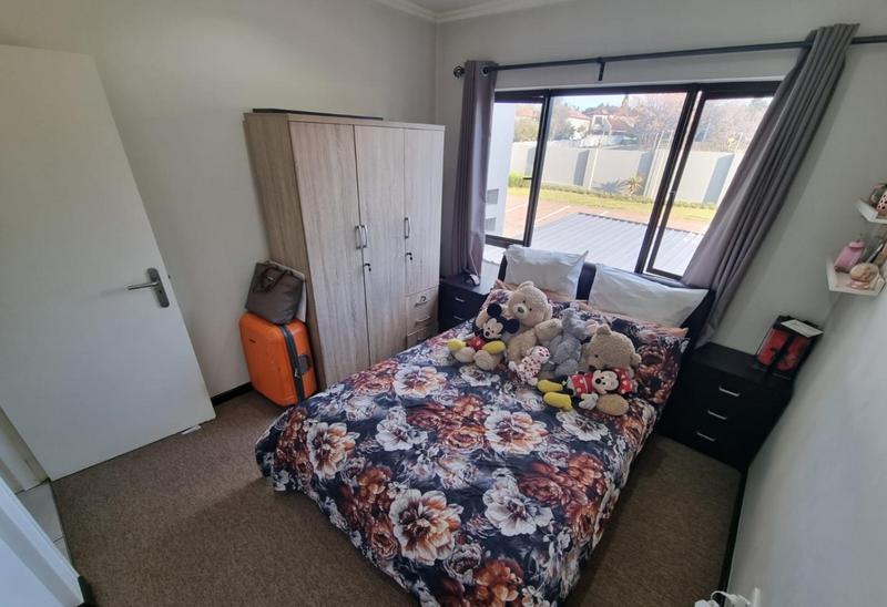 To Let 2 Bedroom Property for Rent in Lonehill Gauteng