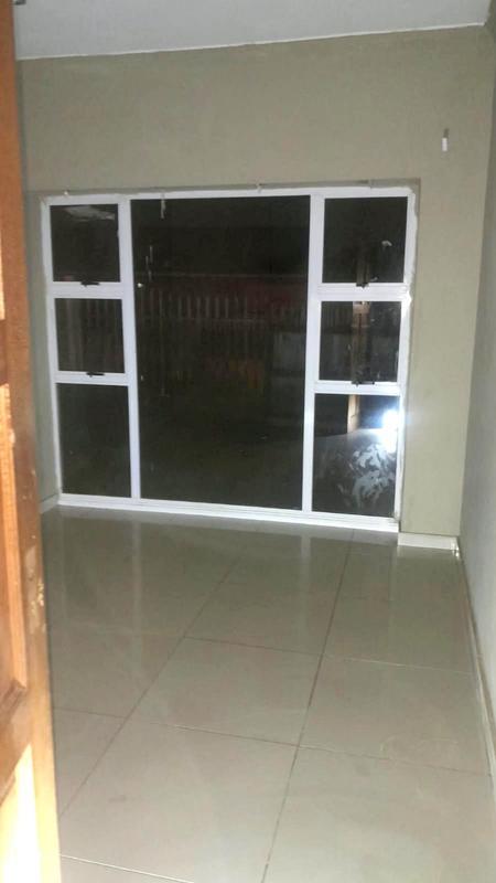 To Let 2 Bedroom Property for Rent in Florida Gauteng