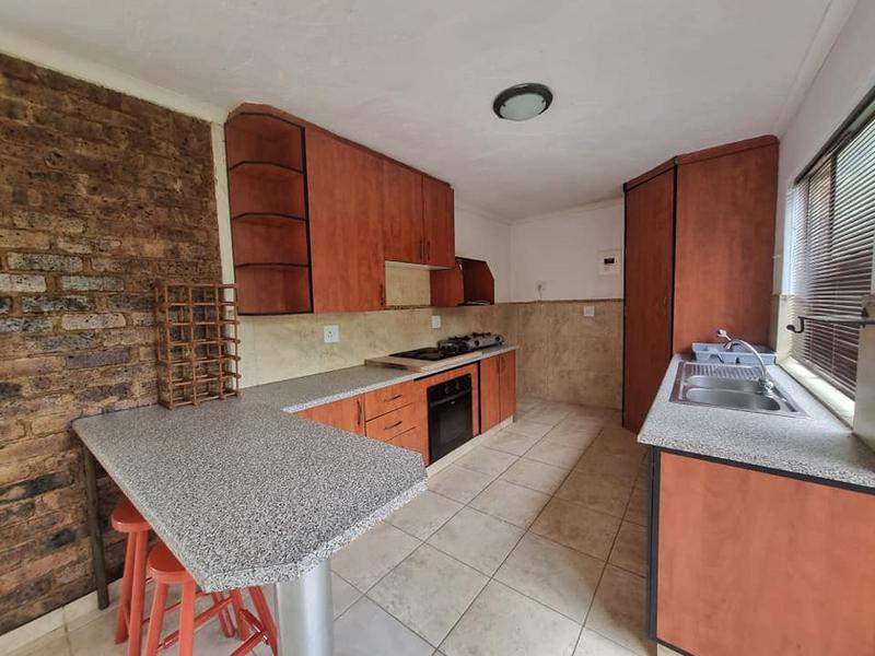 To Let 1 Bedroom Property for Rent in North Riding AH Gauteng