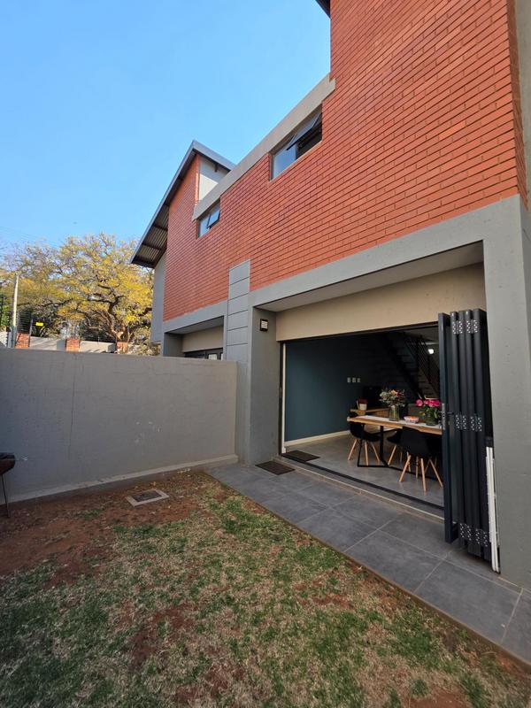 2 Bedroom Property for Sale in Brooklyn Gauteng