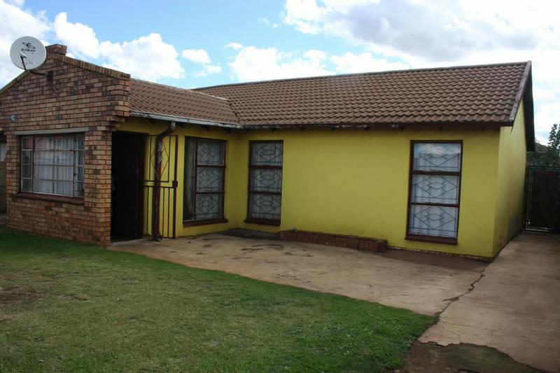 3 Bedroom Property for Sale in Vosloorus Gauteng