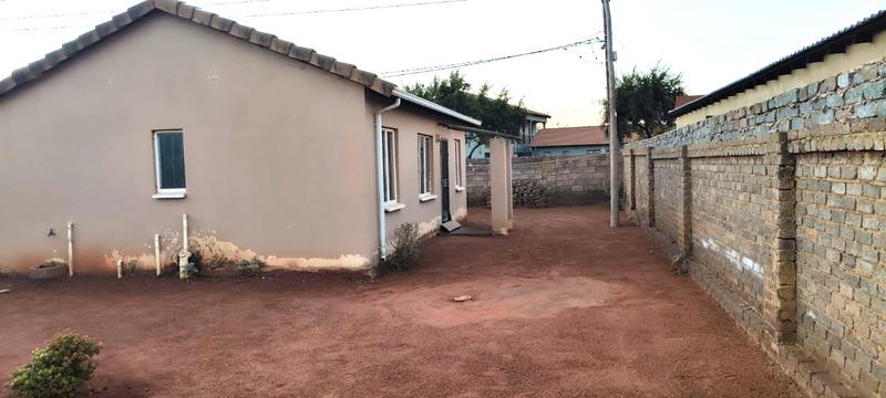 3 Bedroom Property for Sale in Protea Glen Gauteng