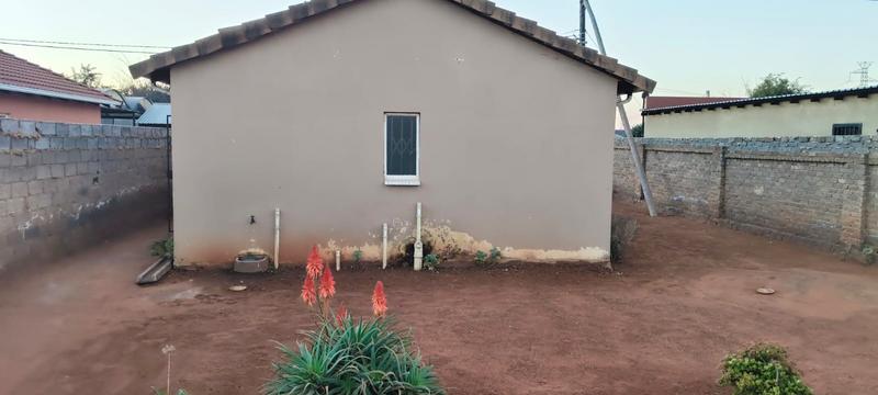 3 Bedroom Property for Sale in Protea Glen Gauteng