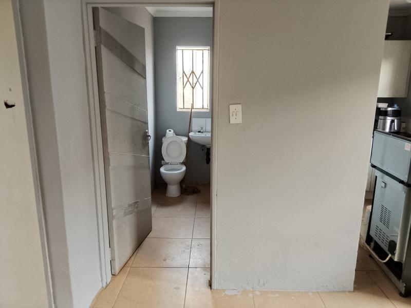 3 Bedroom Property for Sale in Protea Glen Gauteng