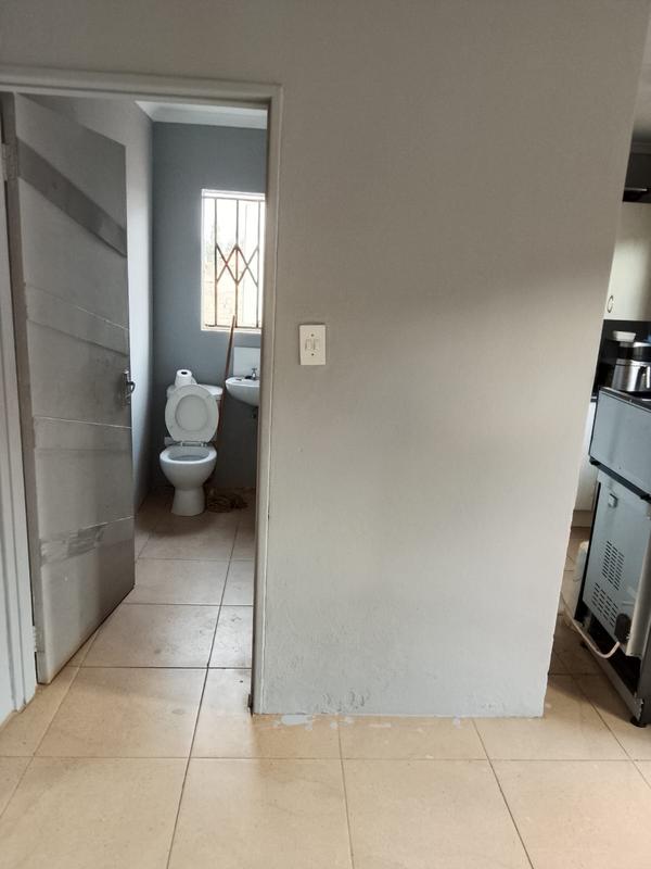 3 Bedroom Property for Sale in Protea Glen Gauteng