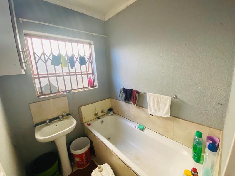 3 Bedroom Property for Sale in Kaalfontein Gauteng