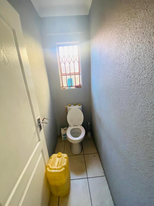 3 Bedroom Property for Sale in Kaalfontein Gauteng