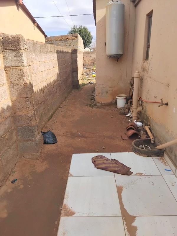 3 Bedroom Property for Sale in Bram Fischerville Gauteng