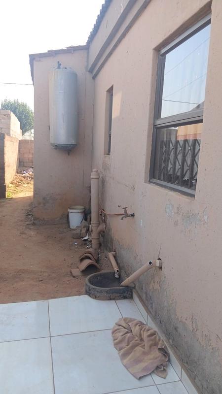 3 Bedroom Property for Sale in Bram Fischerville Gauteng