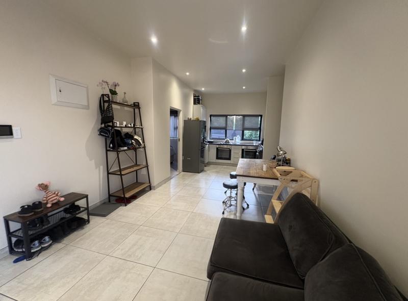 To Let 2 Bedroom Property for Rent in Glenhazel Gauteng