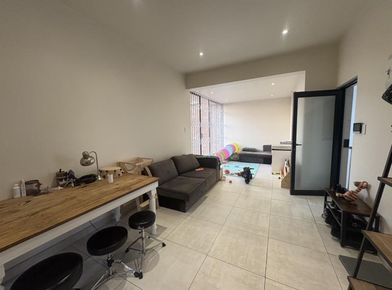 To Let 2 Bedroom Property for Rent in Glenhazel Gauteng