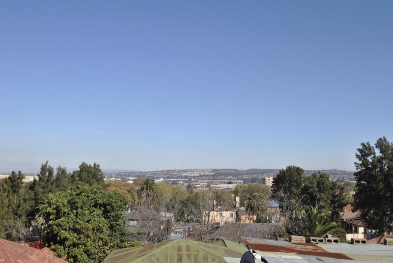 5 Bedroom Property for Sale in Kensington Gauteng
