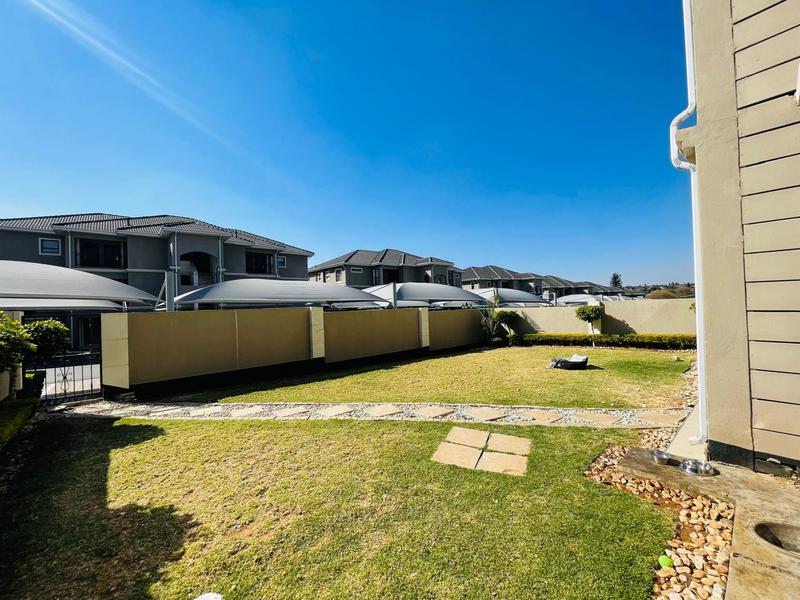 To Let 3 Bedroom Property for Rent in Broadacres Gauteng