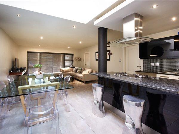 To Let 2 Bedroom Property for Rent in Sandown Gauteng