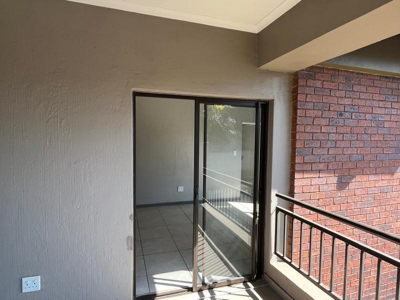 2 Bedroom Property for Sale in Victory Park Gauteng