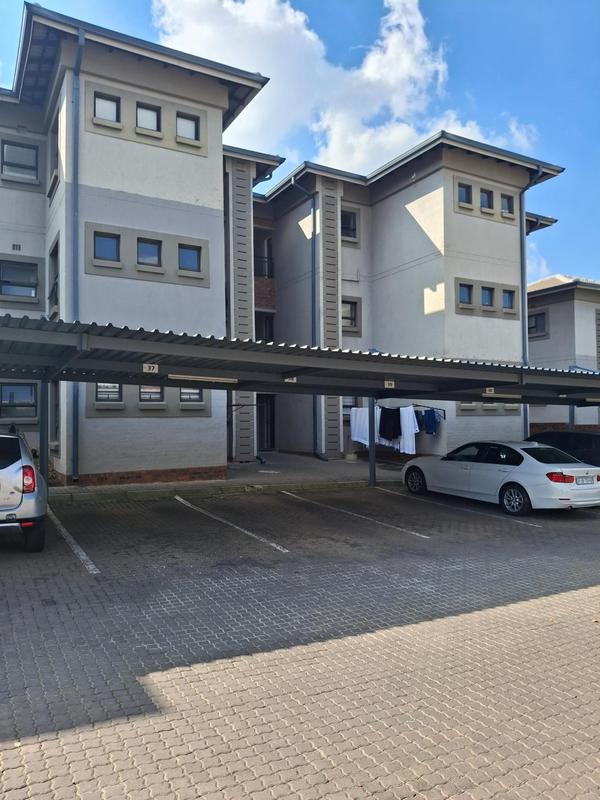2 Bedroom Property for Sale in Victory Park Gauteng
