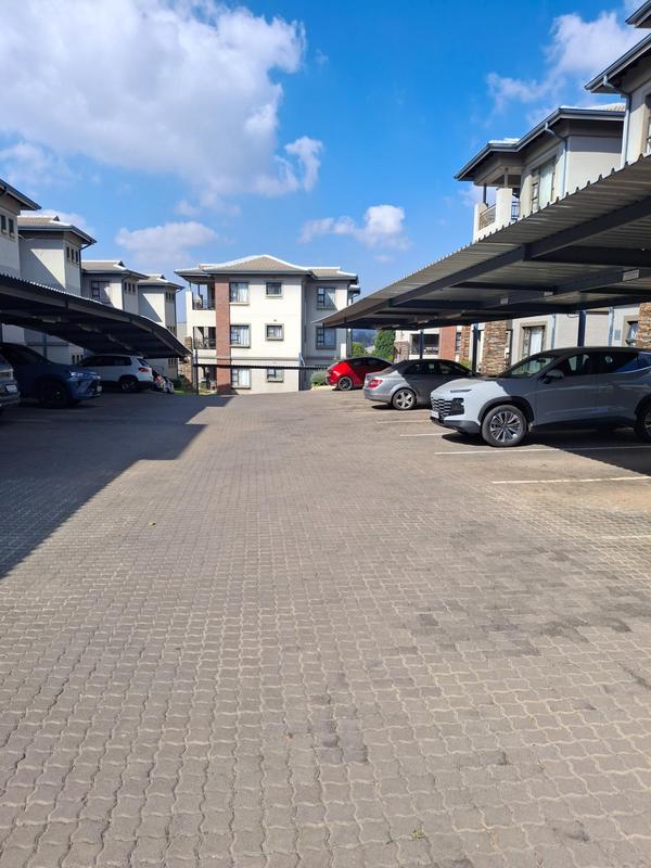 2 Bedroom Property for Sale in Victory Park Gauteng