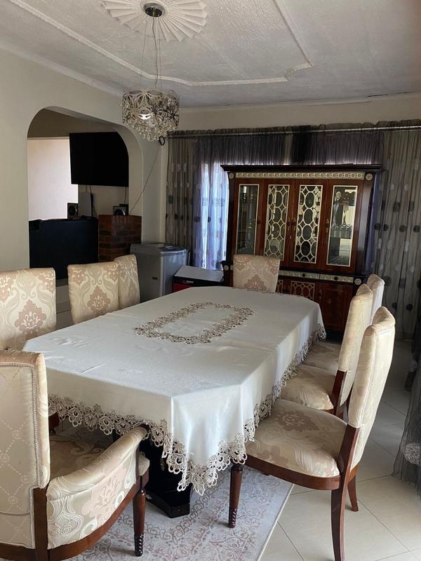 5 Bedroom Property for Sale in Erasmia Gauteng