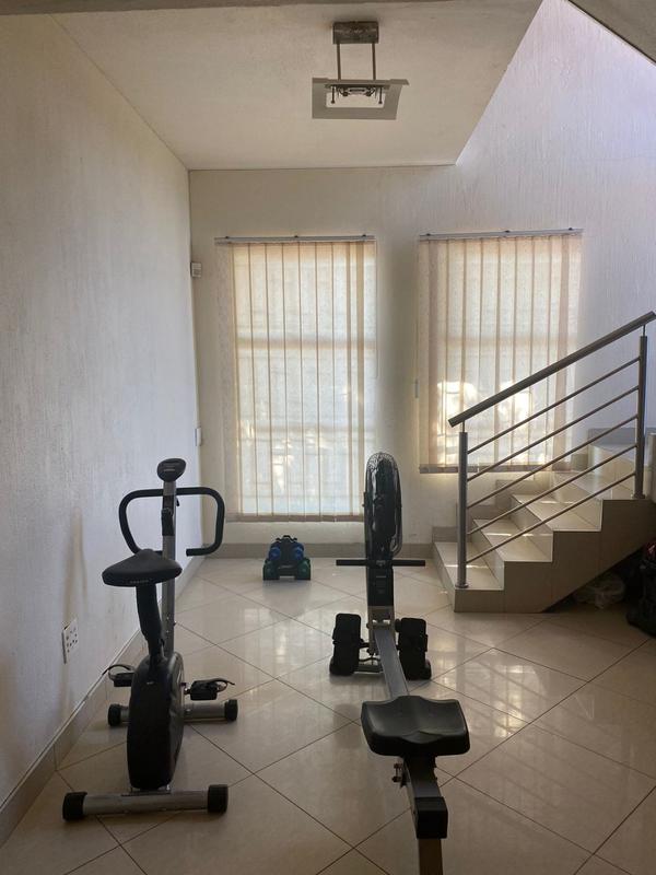 5 Bedroom Property for Sale in Erasmia Gauteng